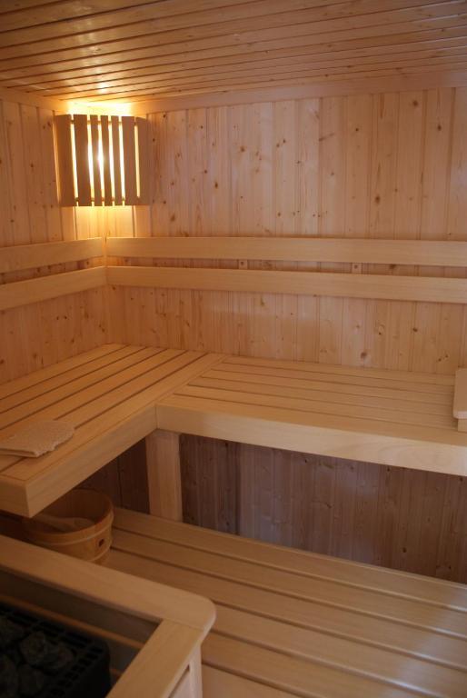 Guest House K74 Jablonne v Podjestedi Luaran gambar